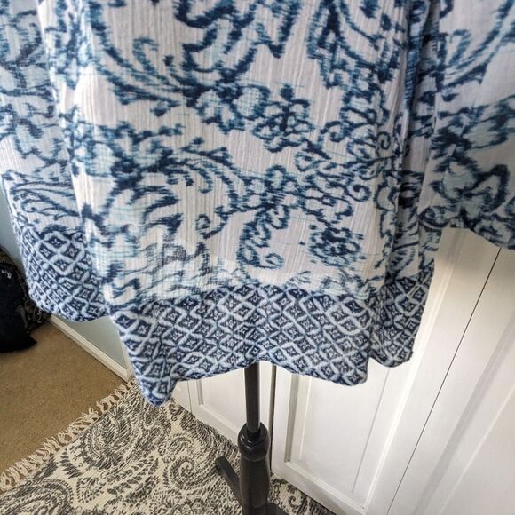 CHAPS Top Women's sz M Blue White Boho Lightweight Paisley Tunic Elastic Flowy - Picture 6 of 10